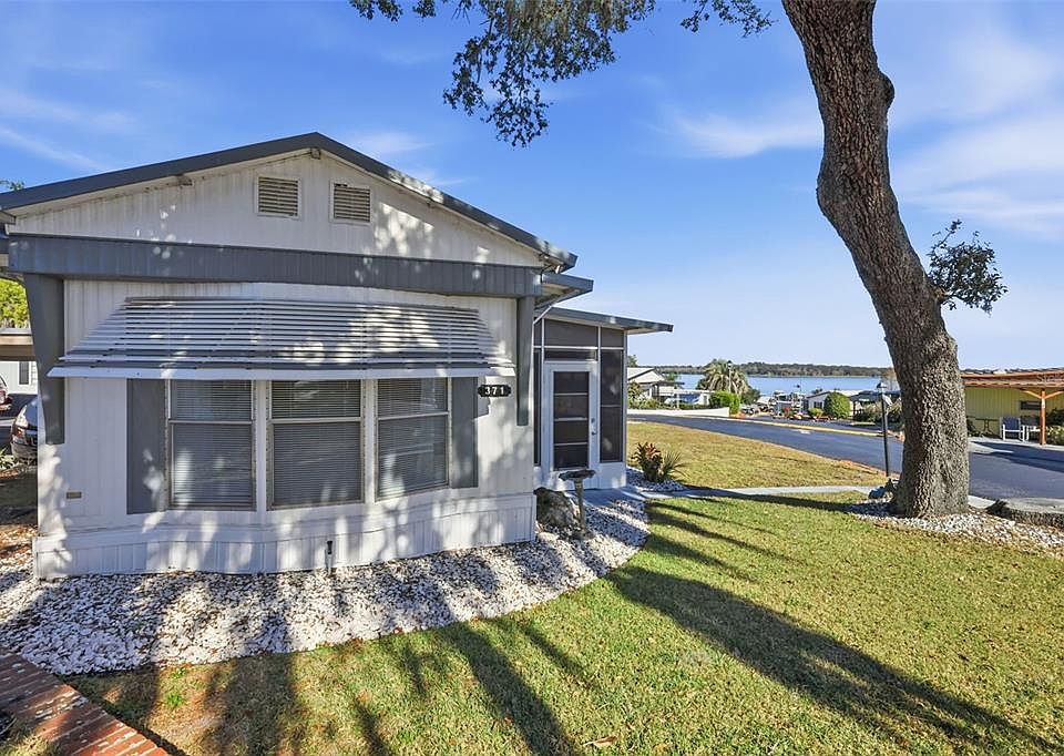 1st image of 3896 Picciola Rd #371