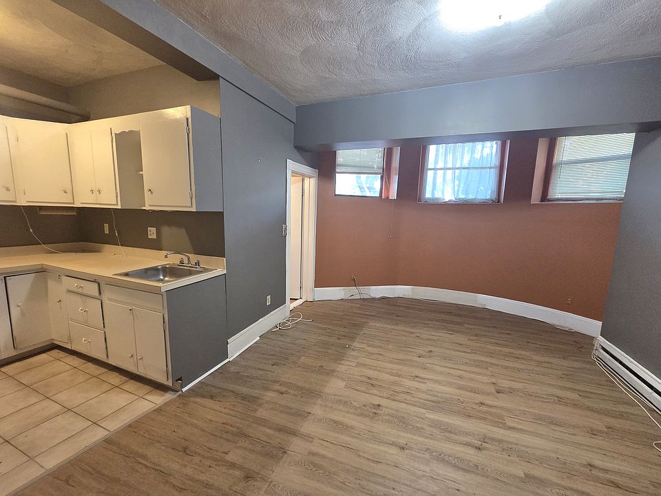 1st image of 1688 Beacon St #B3
