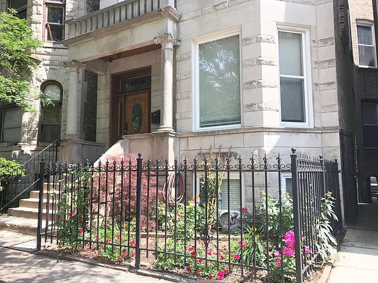 2449 N Albany Ave #G — Photo 26
