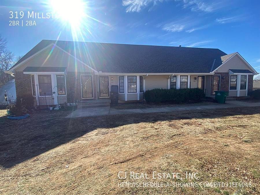 1st image of 319 NW Millstone Cir