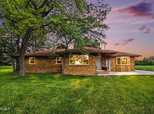 2120 Mathews Rd, Northwood, OH 43619