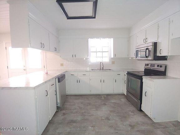 5th image of 147 Jean Duos Rd