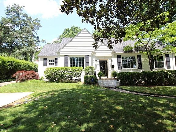 2nd image of 1404 W Cornwallis Dr