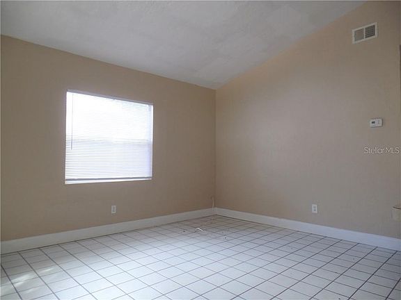 2nd image of 644 Hickman Ct S