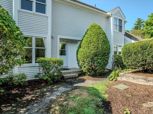 10 Salem Pl #10, Amherst, MA 01002