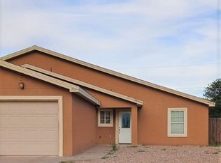 907 S Wyoming Ave, Roswell, NM 88203