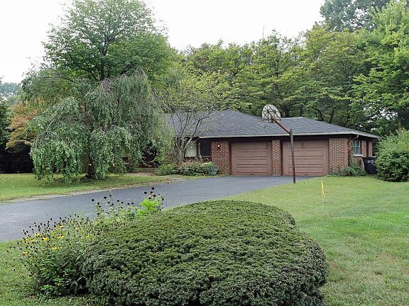 2nd image of 1630 Ashwood Dr