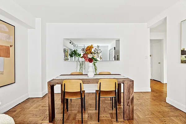 Sold by Compass | media 5