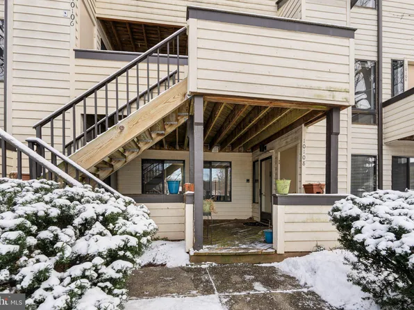 10108 Hellingly Pl #300, Montgomery Village, MD 20886