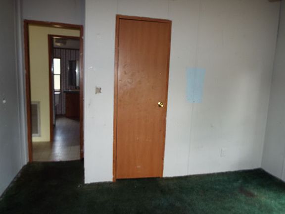 5th image of 11705 S Oakview Ave