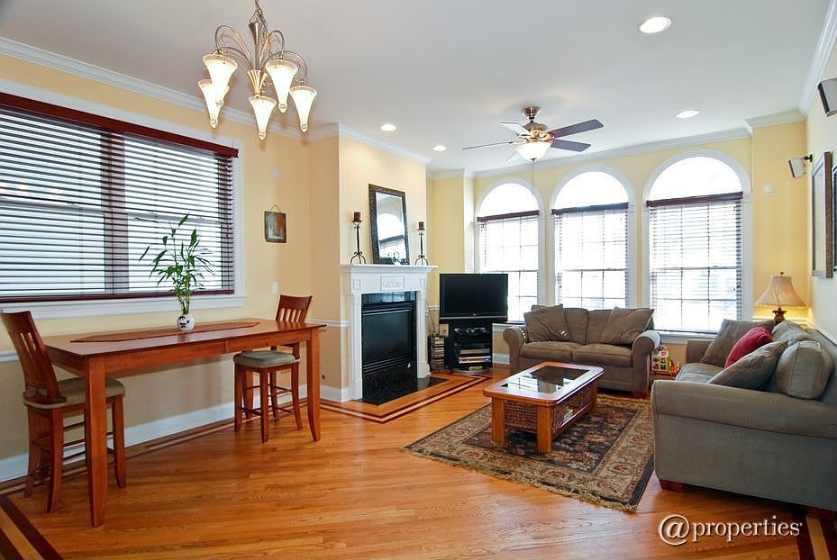 Living Room/Dining Room