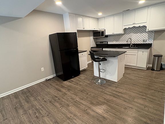 2nd image of 3197 Tulip Tree Pl