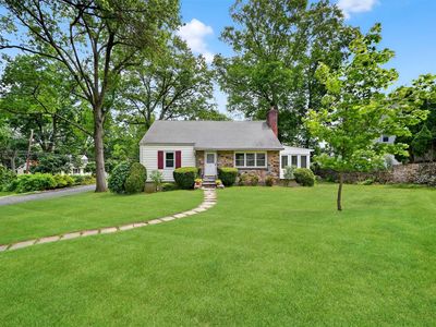 22 Woodbrook Road, White Plains, NY, 10605