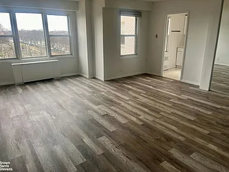 1170 Ocean Parkway, #5L