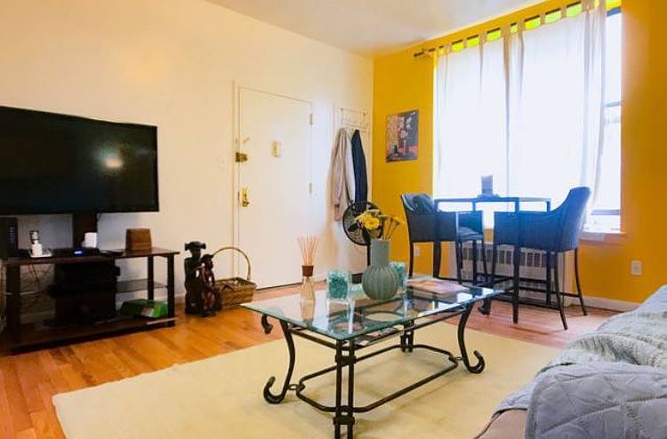 1st image of 172 W 130th St APT 2B