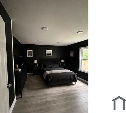 1st image of 837 Kippley St #1