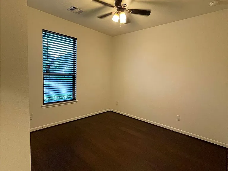 16511 Winthrop Bend Dr — Photo 14