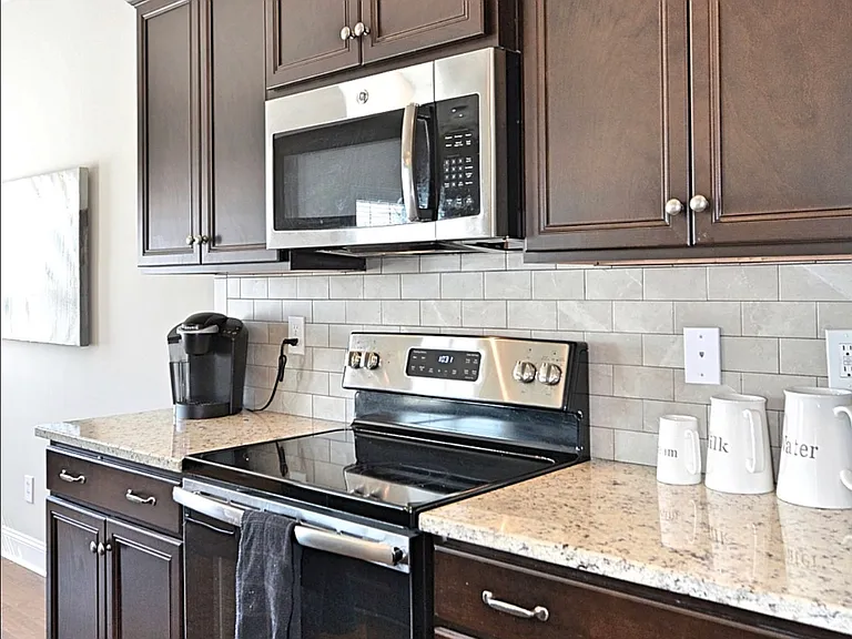 605 Summerdawn Pl — Photo 20