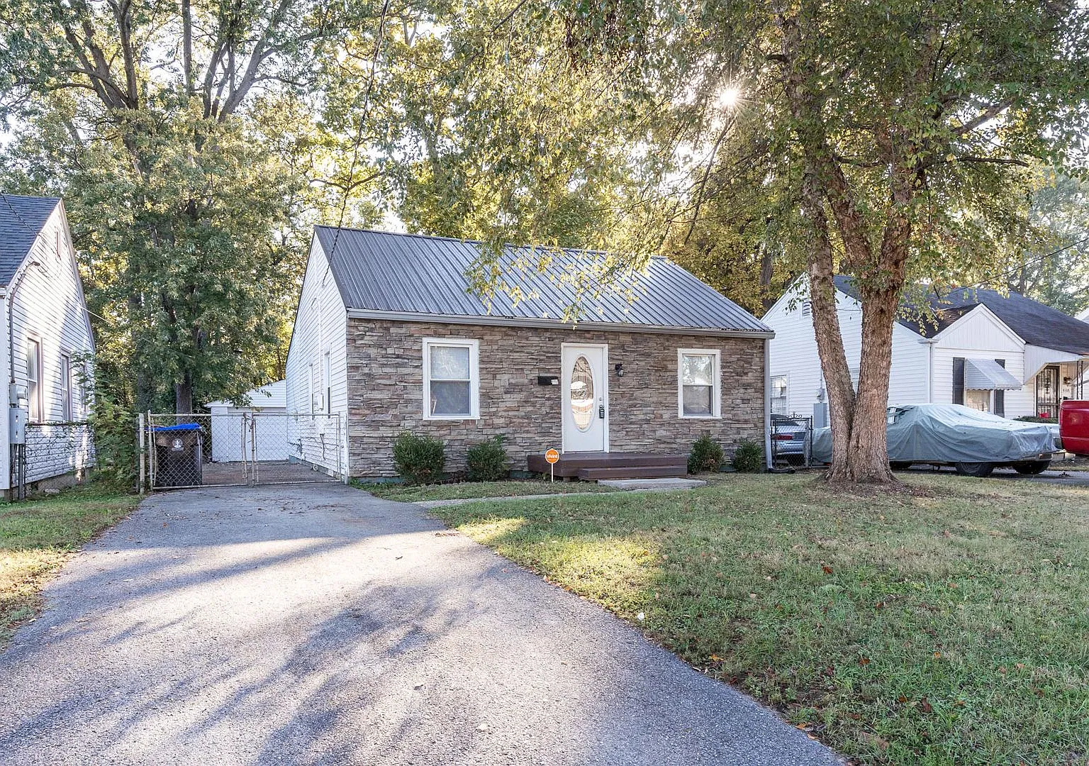 4103 S Brook Street, Louisville, KY 40214 — Photo 2