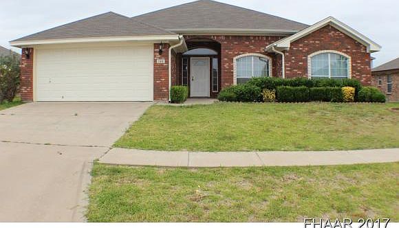 1st image of 2411 Wisteria Ln