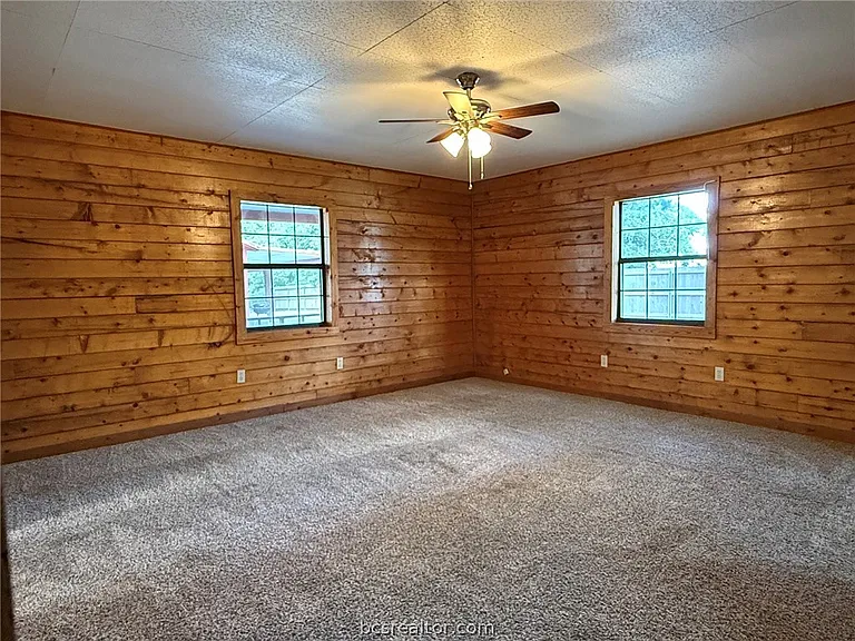 9581 Valley View Dr — Photo 21