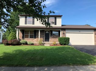 165 Eagle Crest Dr, South Lyon, MI