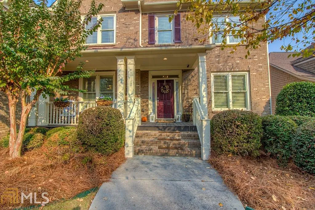4380 Crossland Dr photo 1