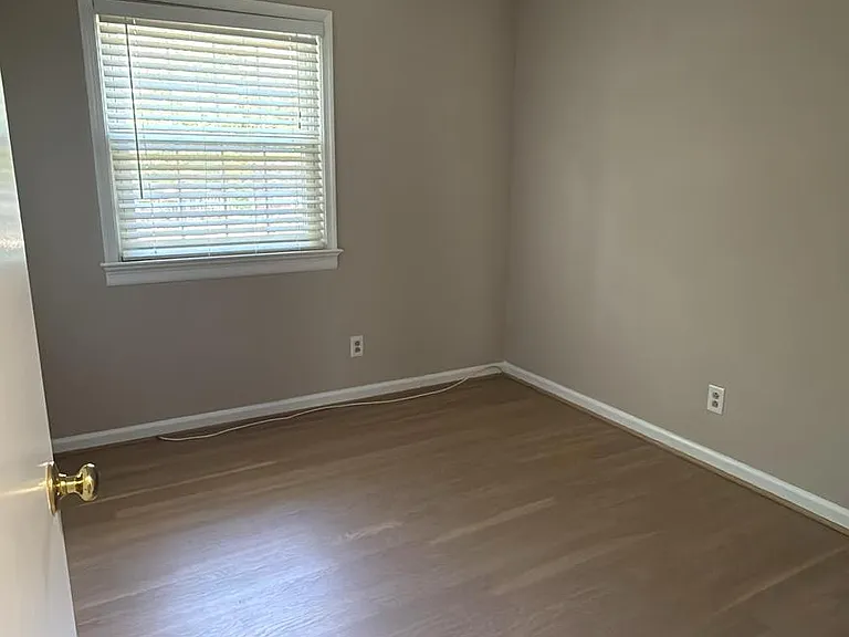 521 Laurel Ave — Photo 12