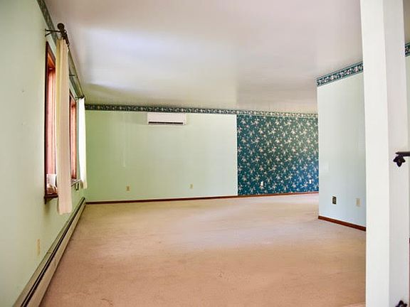 4th image of 5039 Kimberly Ct