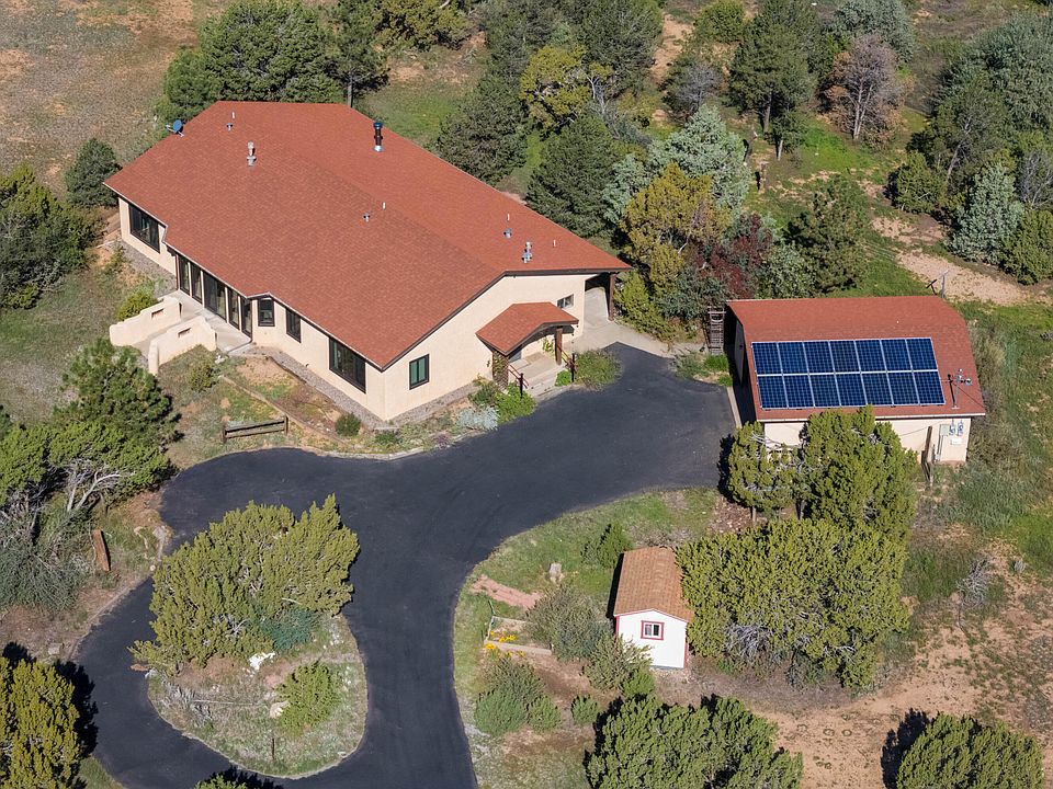 1st image of 1321 Mountain Valley Rd