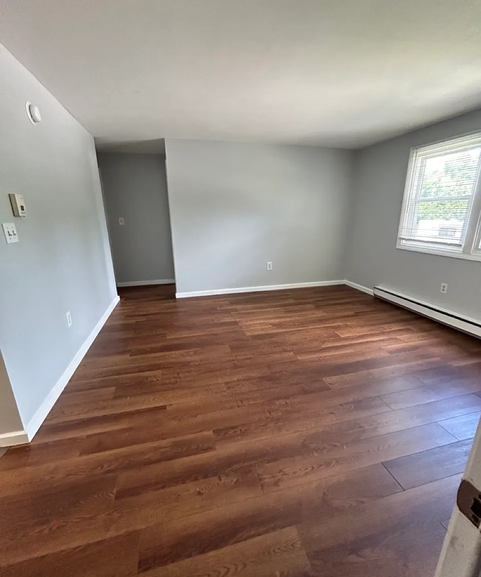 2 bed, 725 sqft, $1,875 — Photo 3