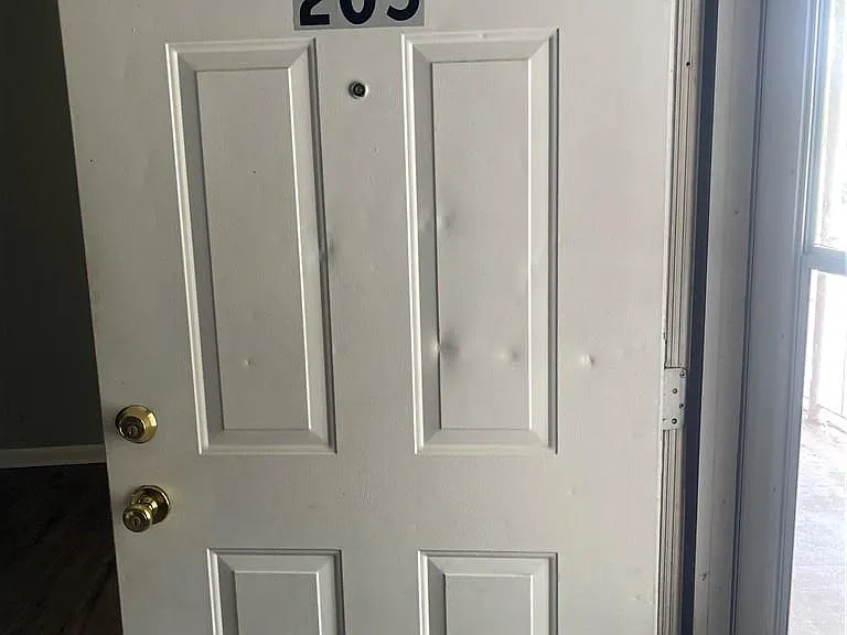 719 Marvin Ave #205 — Photo 3