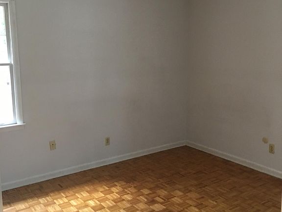 3rd image of 3410 Tide Dr