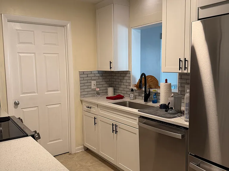 13927 Sunset Dr — Photo 7
