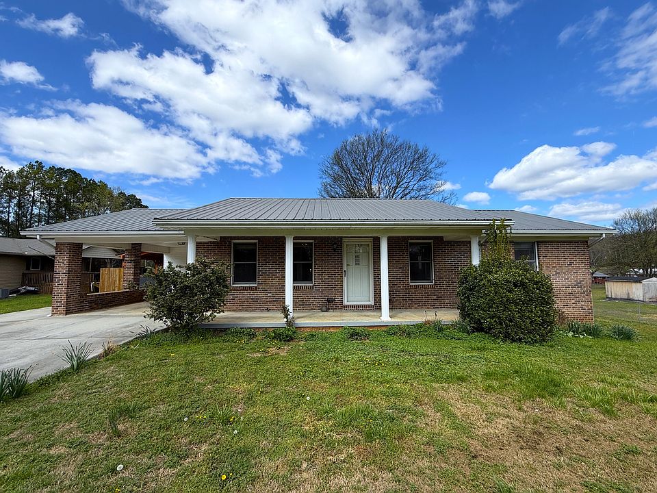 1st image of 858 Burnett Dr