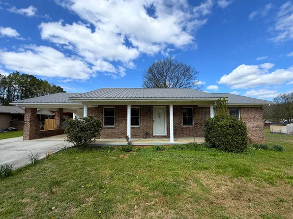 858 Burnett Dr, Newport, TN 37821