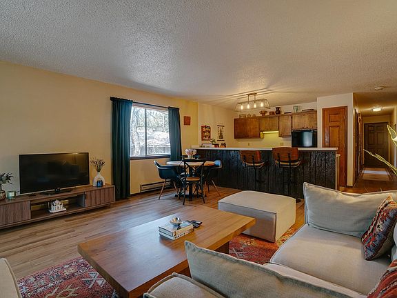 4th image of 14 Jackson Hole Rd #201