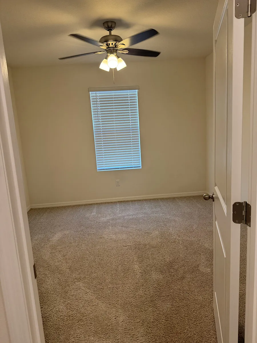 Building Photo - 2442 Knight Island Dr