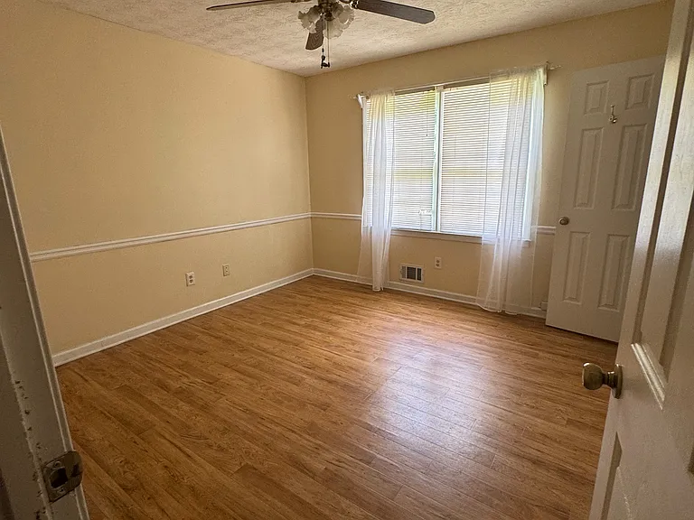3186 Bruckner Blvd — Photo 14