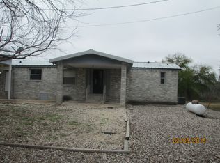 102 Retama Rd, Brackettville, TX 78832