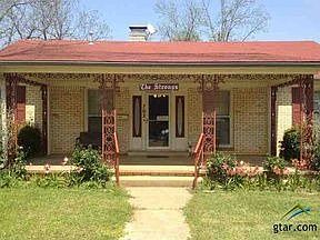 1st image of 702 Palestine St