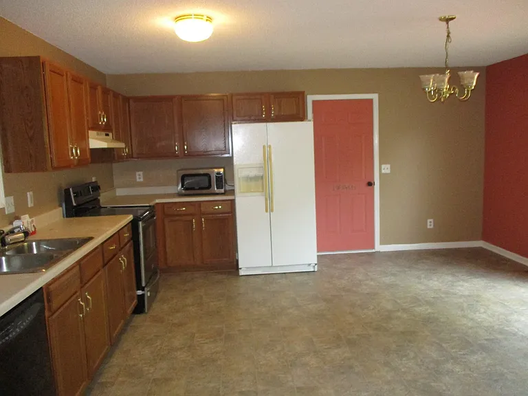 3169 Buckhorn Ct — Photo 5