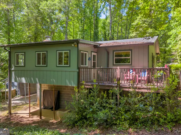 587 Lakeshore Cir, Hartwell, GA 30643