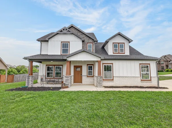 313 Piedmont Pl, Clarksville, TN 37043