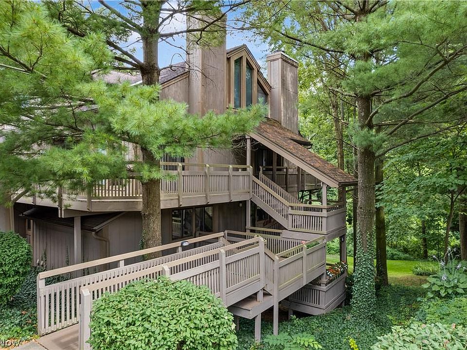 1st image of 656 Meredith Ln