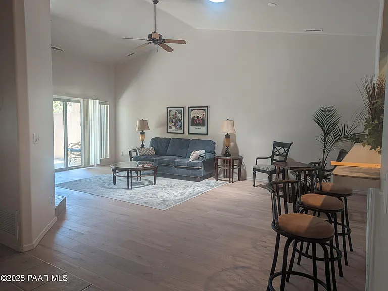 2365 Sequoia Dr — Photo 7