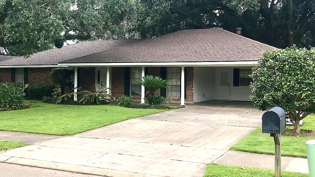 305 Broadmoor Blvd, Lafayette, LA 70503 Zillow