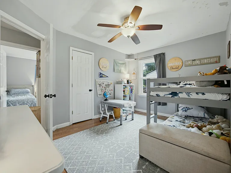 2596 Gordon Cir SE — Photo 10