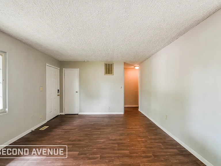 9226 E 36th Pl — Photo 9