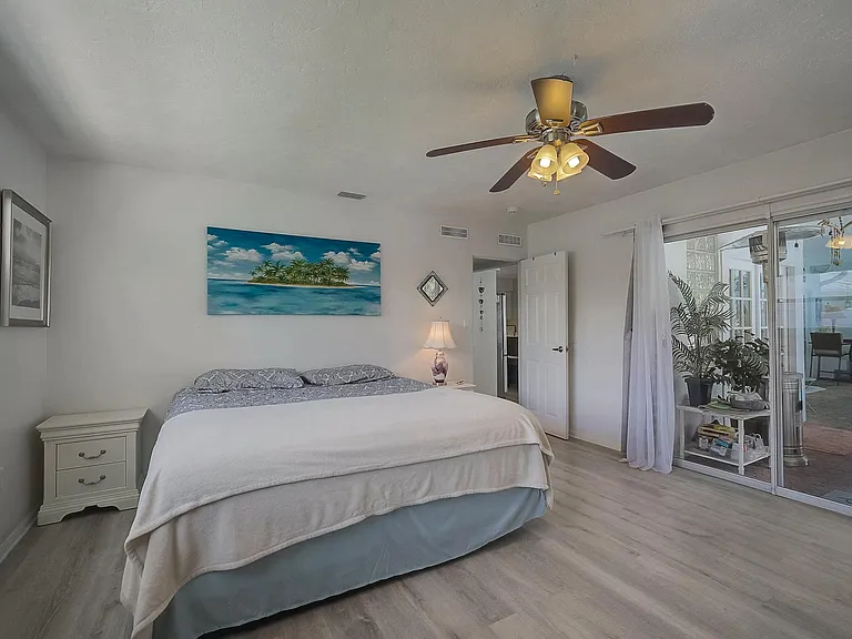 2825 Webber St — Photo 13